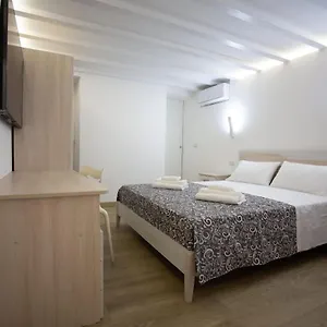 https://francescos-home.sicilyhotelsitaly.net