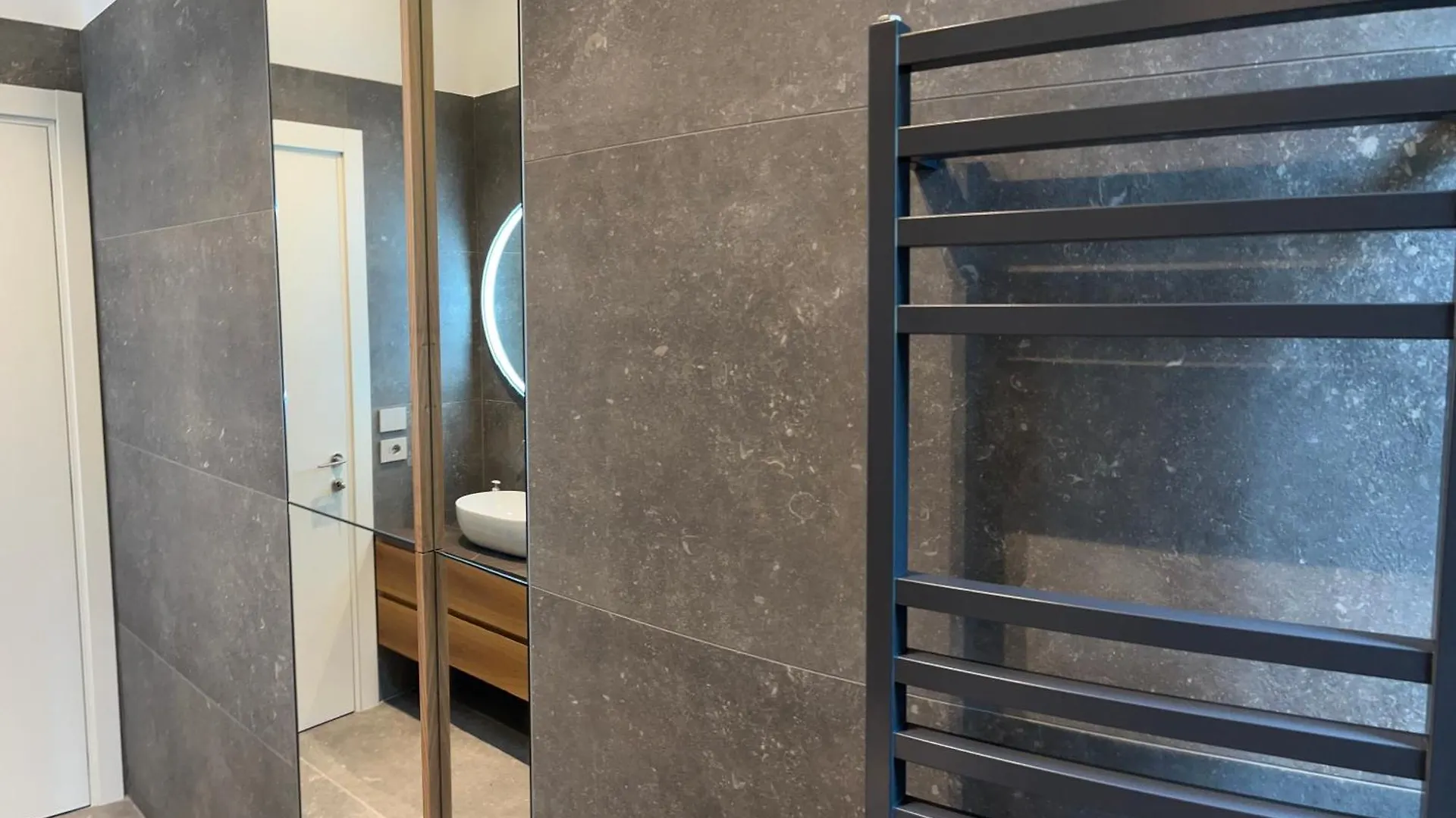 Apartment Solferino 37 Milano Italia