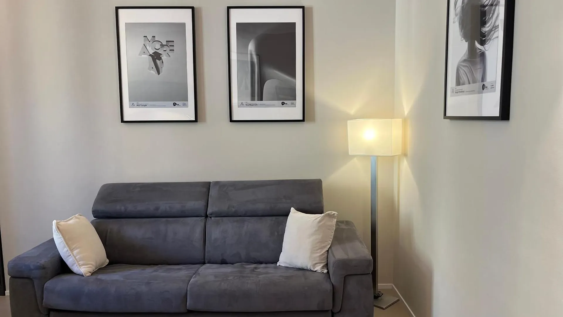 Apartment Solferino 37 Milan