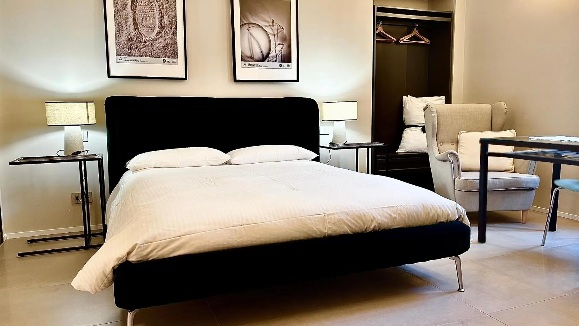 Apartment Solferino 37 Milano