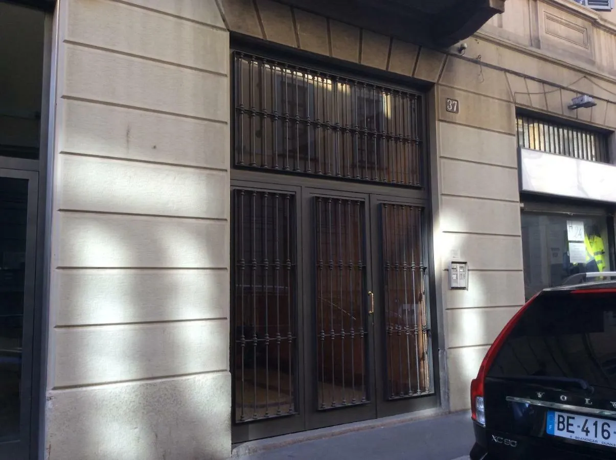 Apartment Solferino 37 Milano
