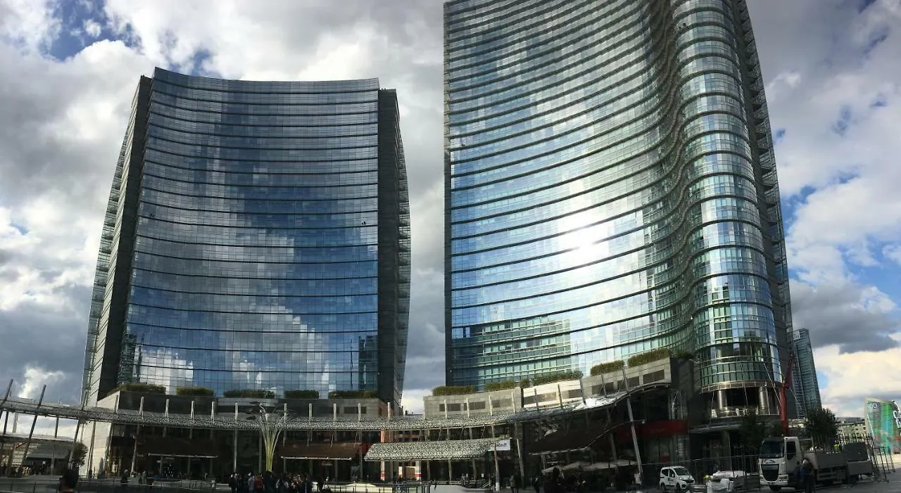 Apartment Solferino 37 Milano